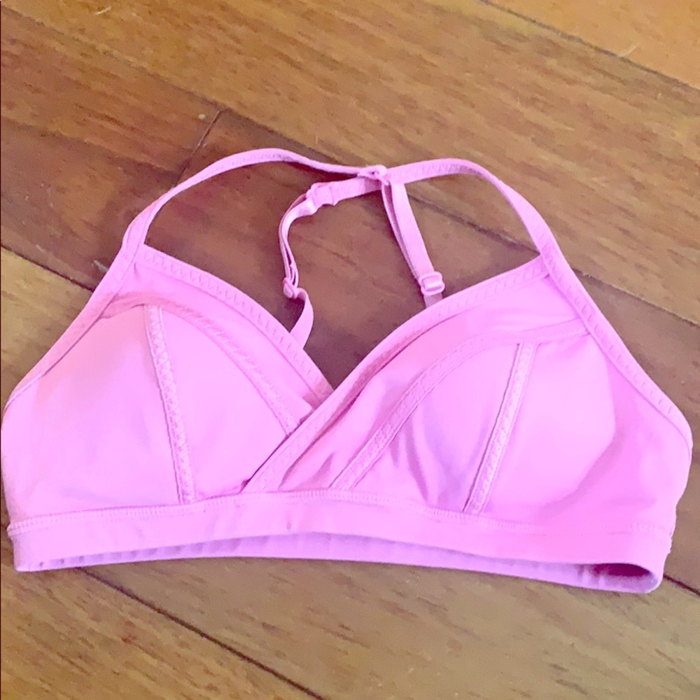 Lululemon sports bra size 4